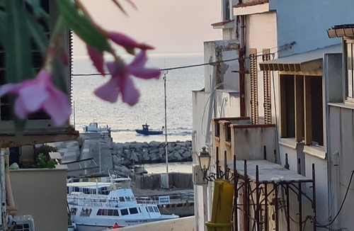 Terrasini Apartment | Mediterranean apartment with terrace