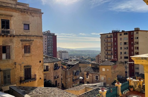 Agrigento Apartment | Mid Modern Akragas Home - Sea View Via Atenea Centro