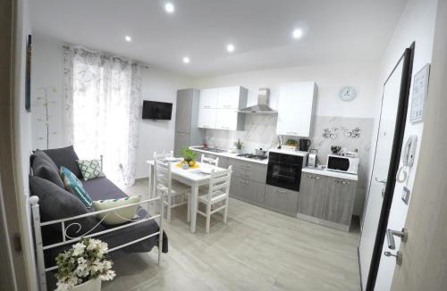 Tiche Apartment | Midos Home