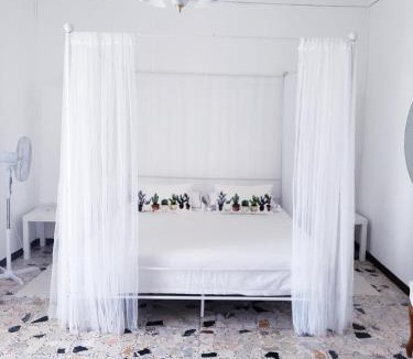 Mineo House | Mineo Townhouse with incredible views of Mt Etna