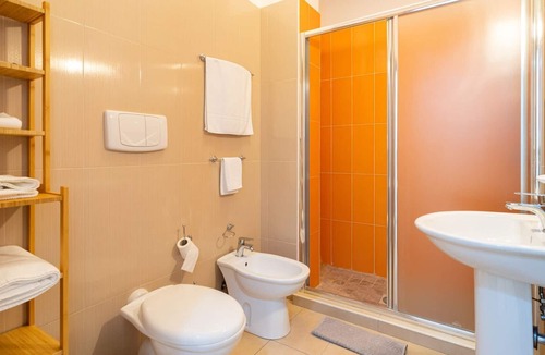 Strongoli Apartment | Modern Apartment by the Sea in Strongoli Marina