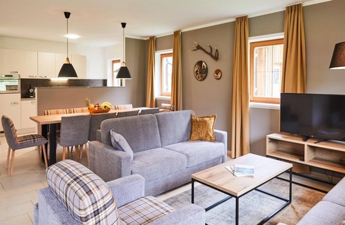 Obertraun Ski Chalet | Modern Chalet in Obertraun with Terrace