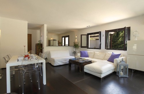 Partanna Villa | Modern cube Villa with garden