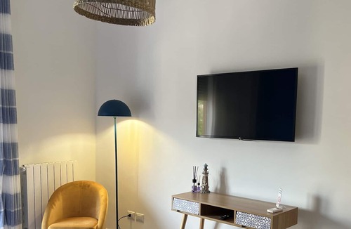 Palermo Apartment | Modern Holiday Apartment - 10 minutes from Palermo Centre