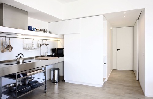 Casa Santa Apartment | Modern Sea View and Beachfront Apartment.