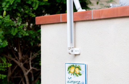 Mondello Villa | MONDELLO COTTAGE LIMONE | 5 Min Beach | Garden & Parking | 6 Guests