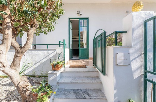 Mondello Apartment | Mondello sea life garden
