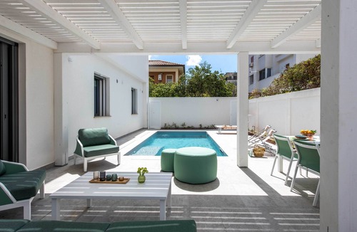 Mondello Villa | Mondello, Villa Blu with swimming pool (7 min from the beach)