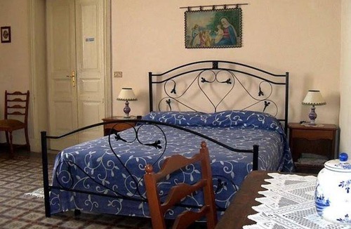 Belpasso House | Motel ∙ 8 guests