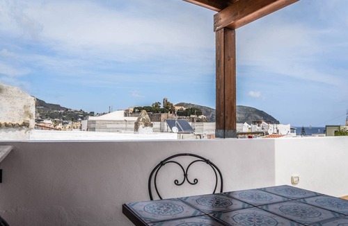Lipari Historic Centre House | Motel ∙ 8 guests