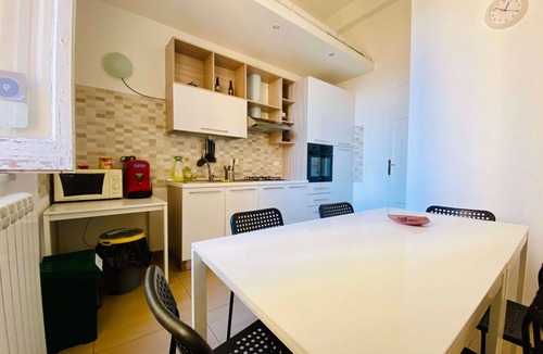Palermo House | Motel ∙ 8 guests