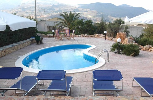 Castellammare del Golfo Villa | My Rental Homes - Villa Delle Palme with garden, swimming pool and the solarium