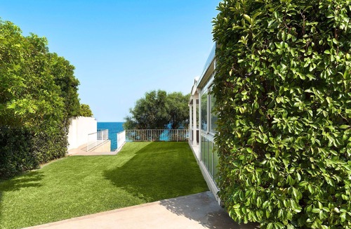 Noto Marina Villa | My Rental Homes - Villa Sea Star: jacuzzi, sun terrace and direct access to the sea
