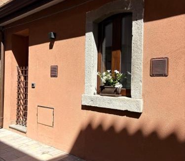 Oliveri House | Nàuloco