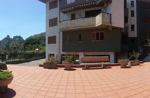 Sant'Alessio Siculo Apartment | Near Taormina between sea, history and culture.