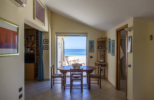 Sant'Agata di Militello Apartment | Nebrodi Mare holiday home