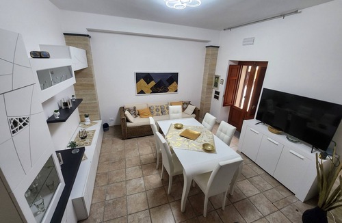 Erice House | Nel Magnifico Borgo Medievale di Erice Sorge Porta Trapani Guest House