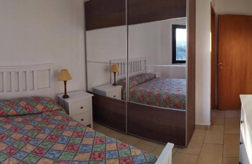 Cannizzaro Bed & Breakfast | Nero Basalto Azzurro Mare