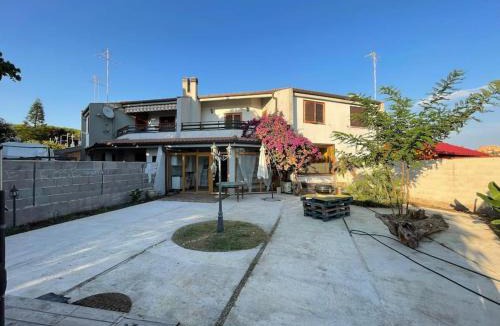 Anzio House | Nerone's House Villa with garden near the sea, ideal for family