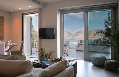Addaura House | Nesos suite I