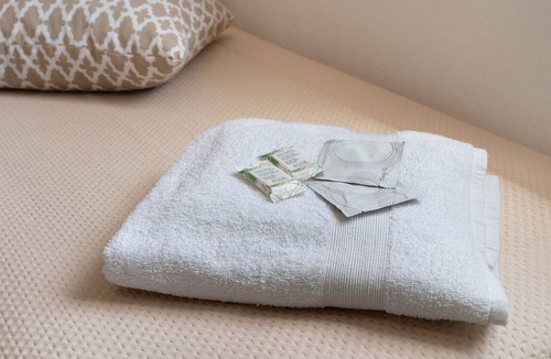 Villalba Apartment | NEW LIFE Villalba Resort - Room '102' with Shared Terrace, Wi-Fi and Air Conditioning