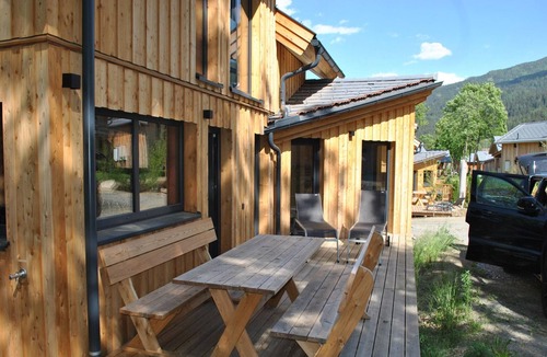 Sankt Lorenzen ob Murau Ski Chalet | Nice chalet with hot tub