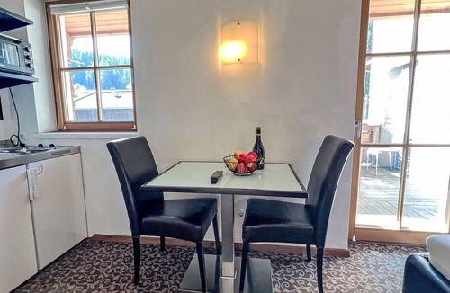 Oberndorf in Tirol Apartment | Nice apartment for 2 guests with WIFI, TV and balcony