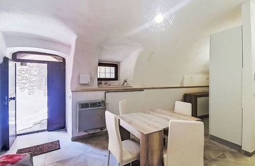 Caramanico Terme Apartment | Nice apartment for 6 guests with A/C and TV
