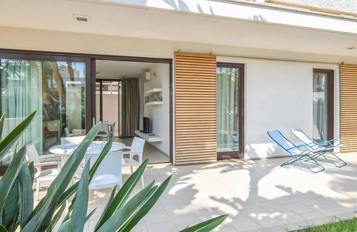 Marina di Ragusa House | Nice home in Marina di Ragusa with WiFi