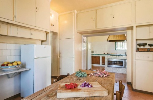 Venetico House | Nice home in Venetico -ME-