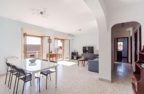 Aci Trezza Apartment | Oasi Azzurra Seaview by Wonderful Italy