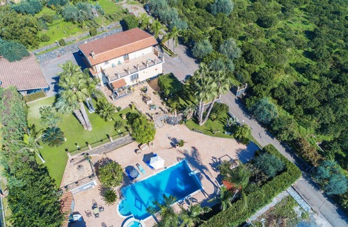 Fiumefreddo di Sicilia Villa | Oasis of peace, unique view, surrounded by orange plantations