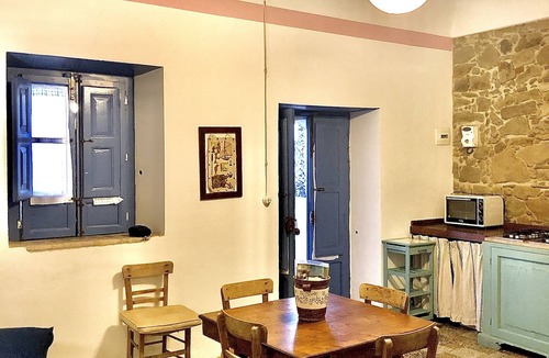 Capo d'Orlando House | Old fisherman's house overlooking the sea, along the Capo d'Orlando promenade