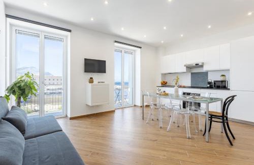 Corso dei Mille - Sant'Erasmo Apartment | Old Port Luxury Apartments