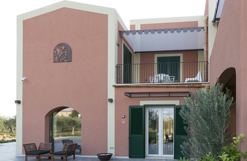 Paceco House | Olea Court Resort