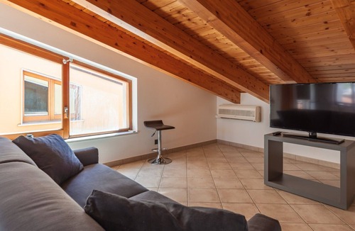 Capo d'Orlando Apartment | Ostrica - 2 bedrooms mansard with terracecentrally located