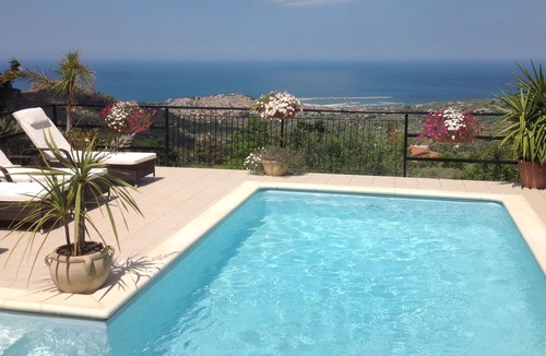 Termini Imerese Villa | Outstanding Sea & Mountain Views by day & night. Private Pool, jacuzzi