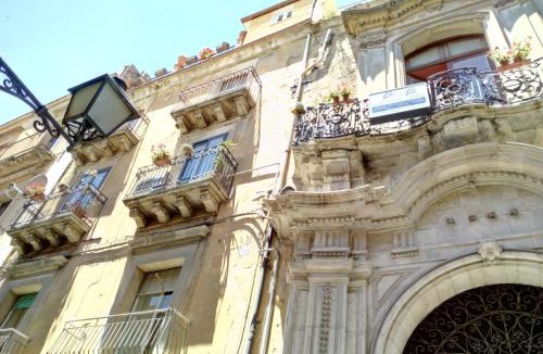 Caltagirone House | Palazzo Aprile