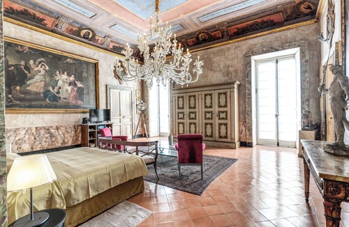 Montecalvario House | Palazzo Doria Suites
