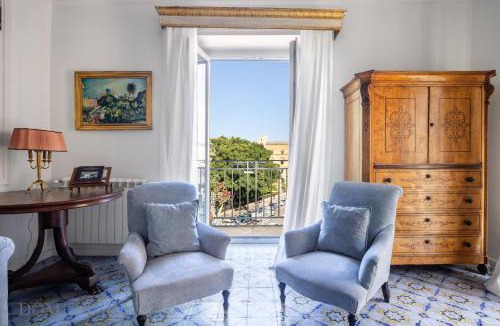 Kalsa Apartment | Palazzo Fatta Apartment by DomuSicily