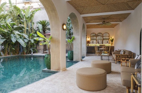 Acireale Villa | Palazzo Musmeci - Six Bedroom Villa, Sleeps 12