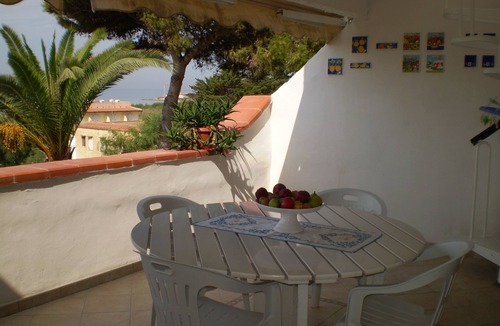 Campobello di Mazara Apartment | Panoramic beachfront apartment in Kartibubbo village in Sicily