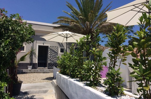 Pennisi Villa | Panoramic single relaxation house with hydro bath