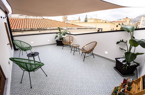Albergheria Apartment | PANORMOS91 rooms&terrace