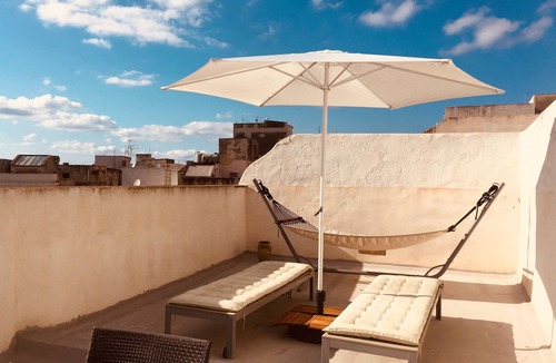 Trapani City Centre Apartment | Paolo & Francesca Huge Central Loft