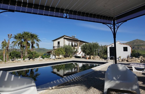 Agrigento Villa | PEACEFUL HAVEN WITH PRIVATE POOL, SURROUNDED BY CITRUS AND OLIVE TREES.