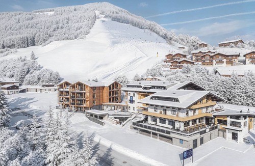 Vorderglemm Apartment | Penthouse with 2 bedrooms & private wellness area