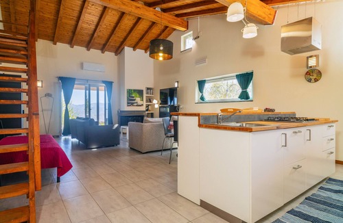 Solicchiata Villa | Pet-Friendly Villa "Tuccios" with Garden, Terrace & Wi-Fi