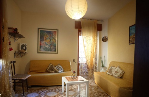 Ficarra House | Pet-Friendly Holiday Home 'Casa Russo a Ficarra'
