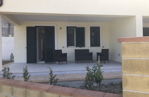 Piraino House | Pet-Friendly Holiday Home Calanovella Mare with Garden